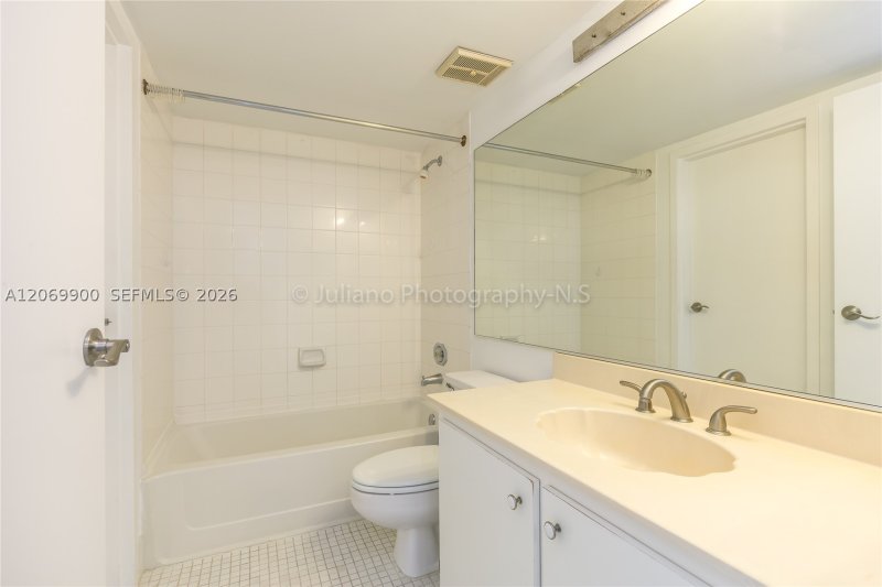 Alquiler de apartamento en Grandview Palace 1509