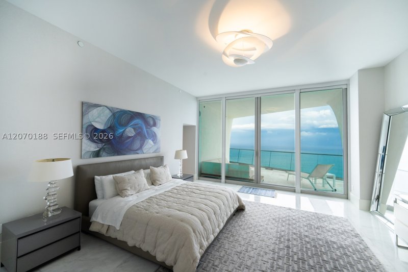 Alquiler de apartamento en Jade Signature 4201
