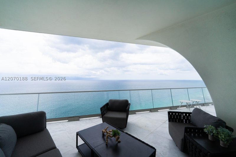 Jade Signature Apt #4201