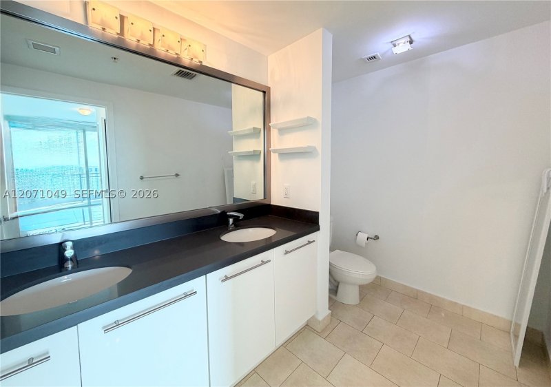 Apartment for rent at The Ivy 3408