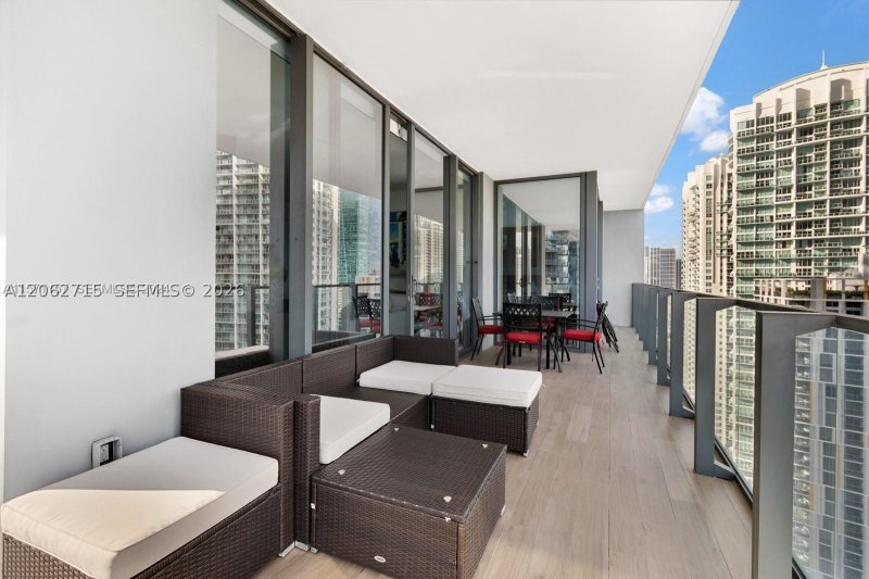 Comprar apartamento no Brickell City Centre Reach 2101