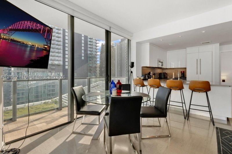 Comprar apartamento no Brickell City Centre Reach 2101