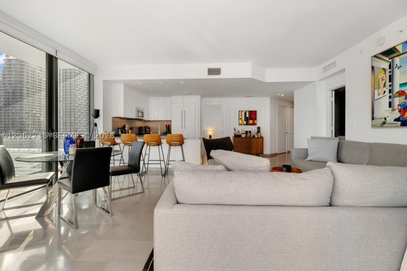 Comprar apartamento no Brickell City Centre Reach 2101