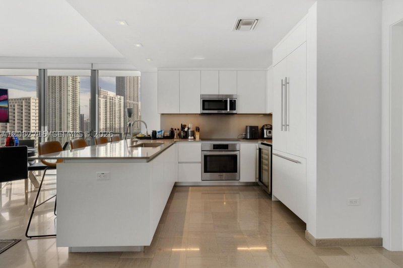 Comprar apartamento no Brickell City Centre Reach 2101