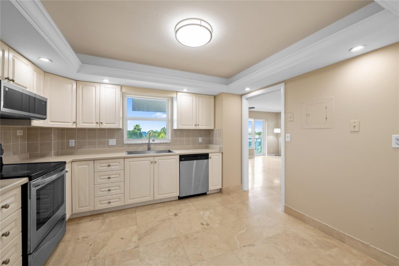 Property photo # 3