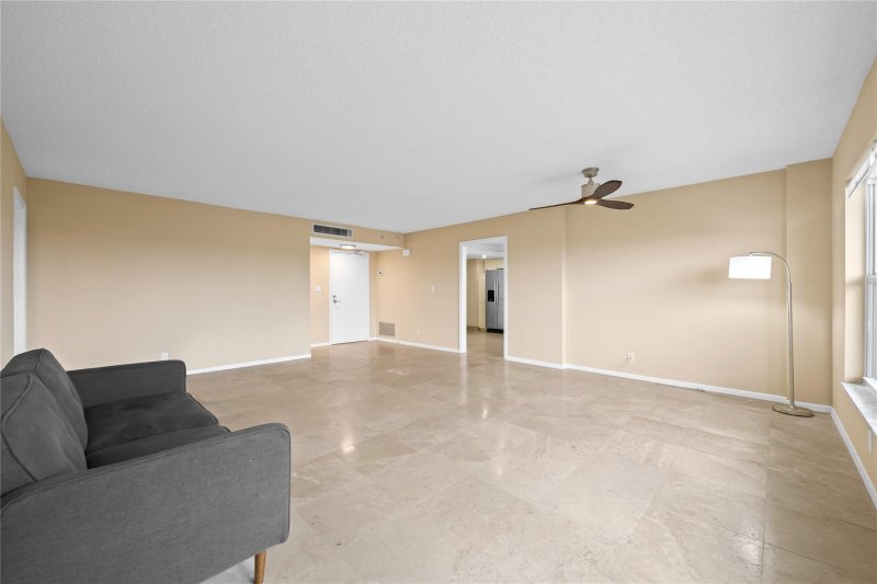 Property photo # 14