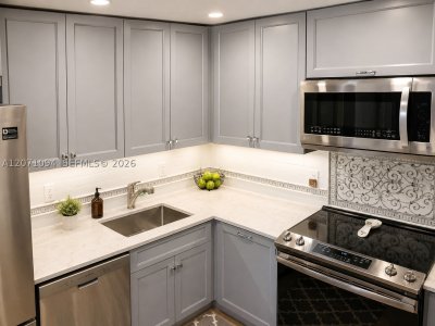 Property photo # 12
