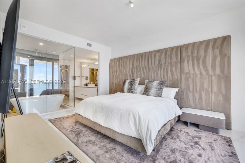Alquiler de apartamento en Aria Reserve Miami 1107