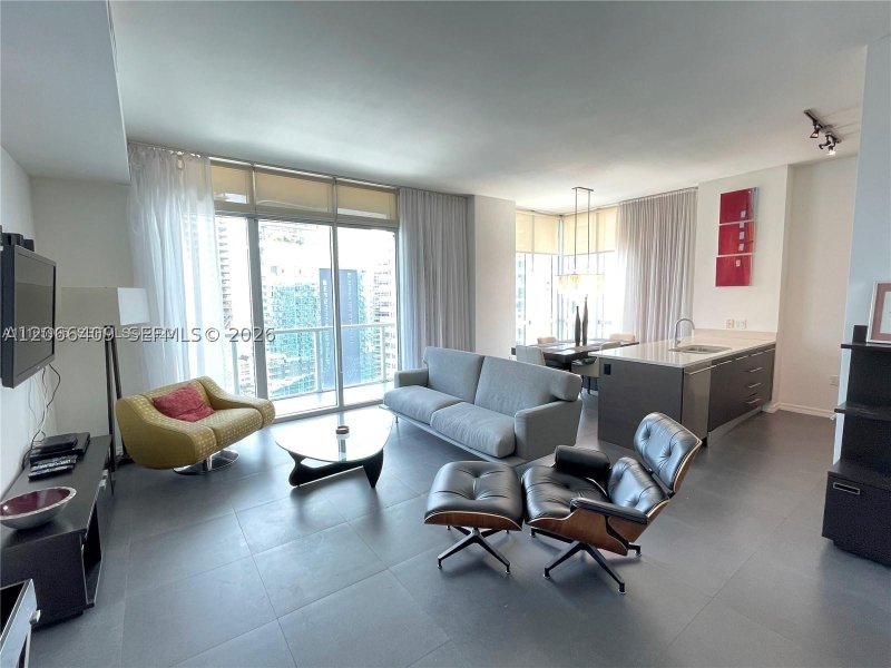 Comprar apartamento en 500 Brickell West Tower 4102