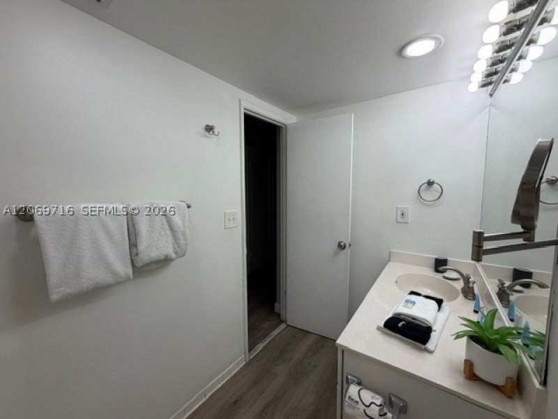 Comprar apartamento no Ocean Reserve 321