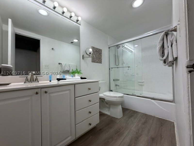 Comprar apartamento no Ocean Reserve 321