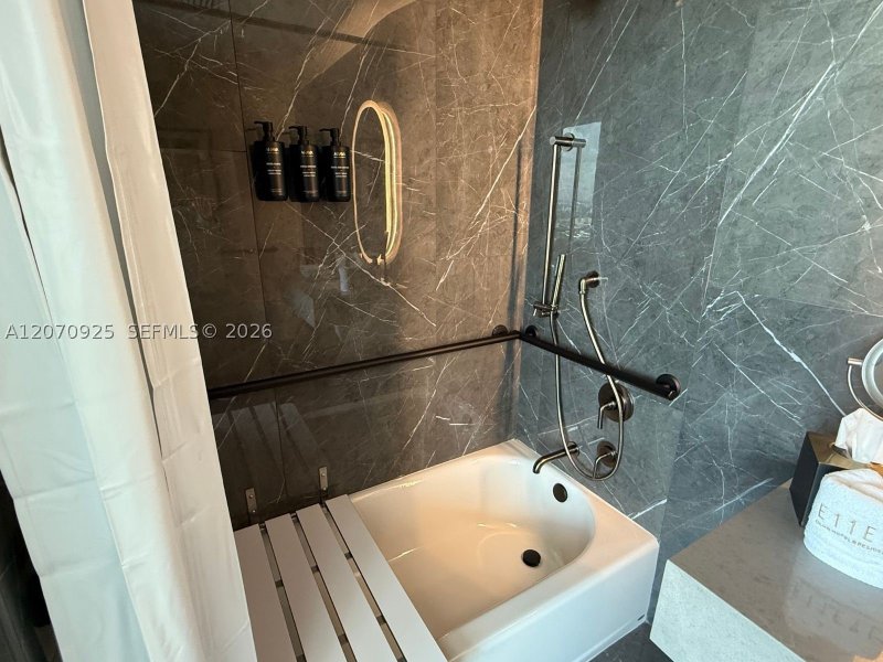 Alquiler de apartamento en E11EVEN Hotel & Residences 3605