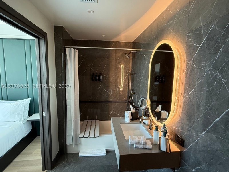 Alquiler de apartamento en E11EVEN Hotel & Residences 3605