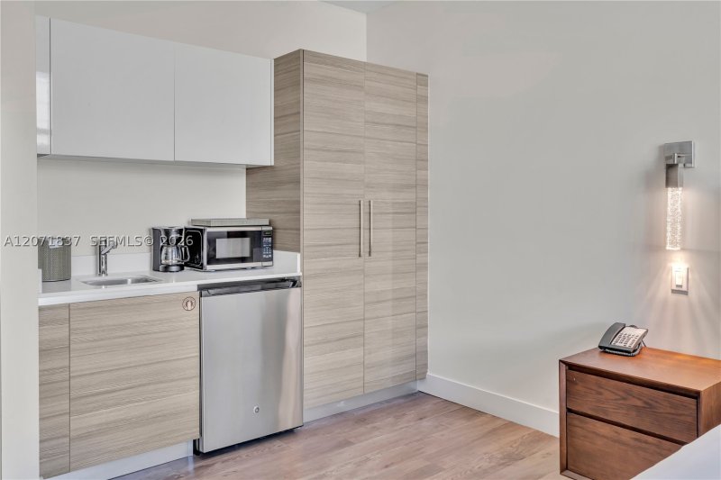 Comprar apartamento no Costa Hollywood S603