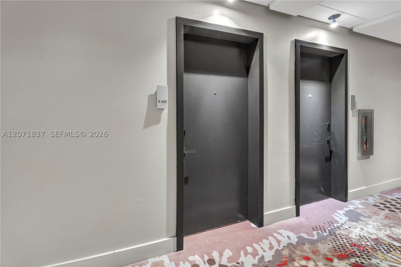 Comprar apartamento no Costa Hollywood S603