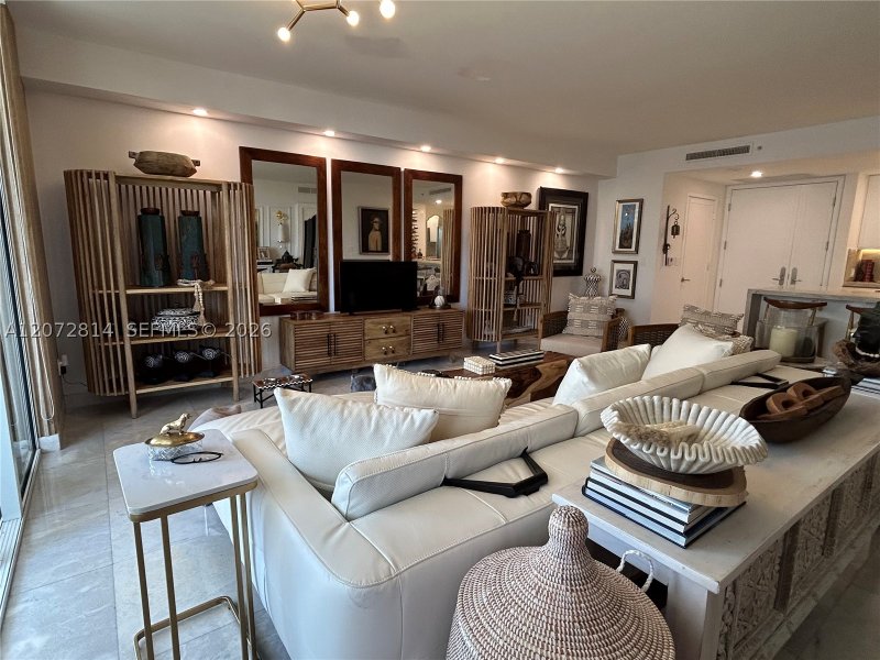 Alquiler de apartamento en Carbonell 702