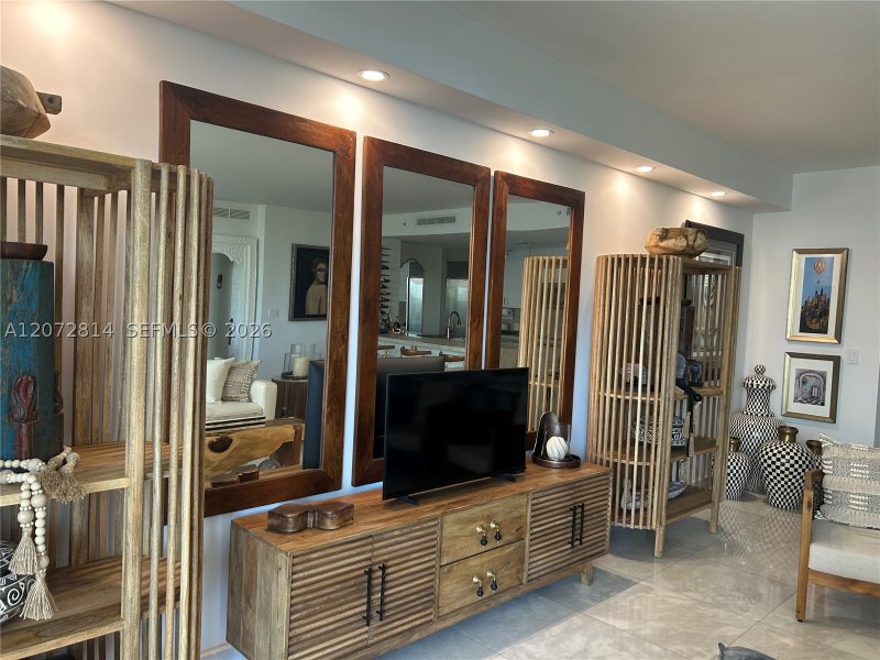 Alquiler de apartamento en Carbonell 702
