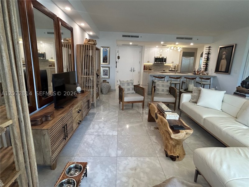 Alquiler de apartamento en Carbonell 702