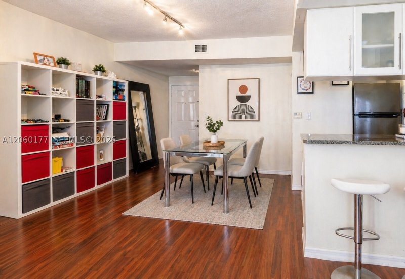 Comprar apartamento en 1800 Biscayne Plaza 1110