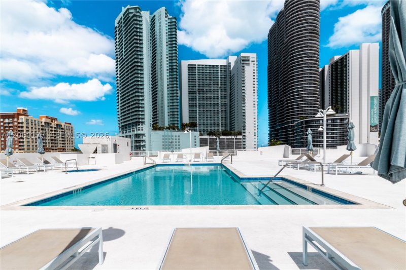 Comprar apartamento en 1800 Biscayne Plaza 1110
