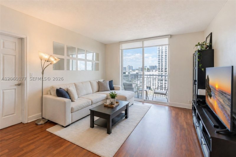 Comprar apartamento en 1800 Biscayne Plaza 1110