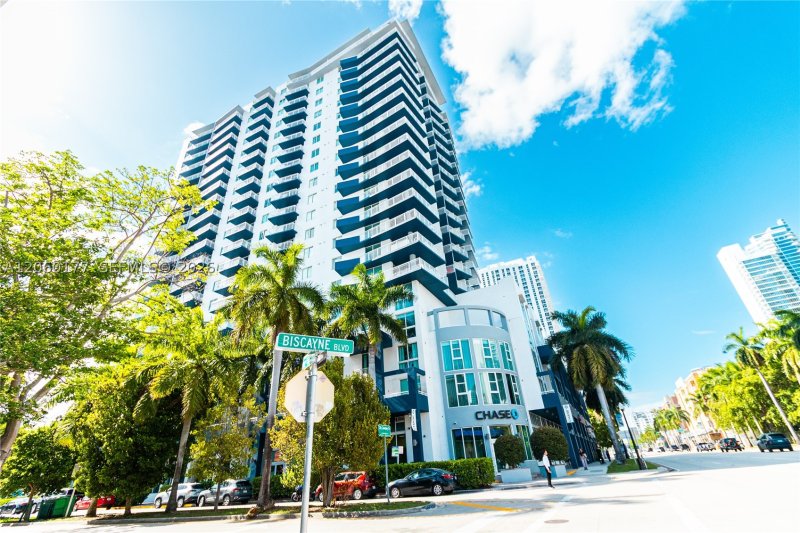 Comprar apartamento en 1800 Biscayne Plaza 1110