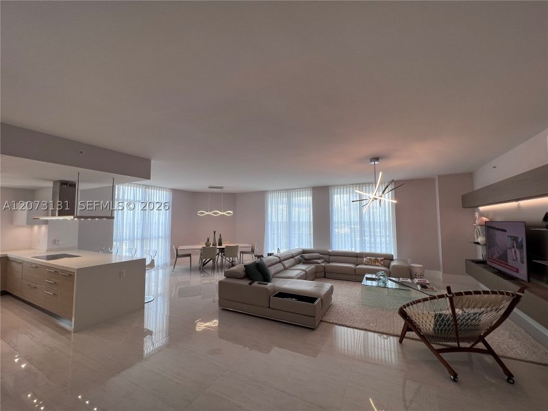 Marina Palms Yacht Club Apt #1402