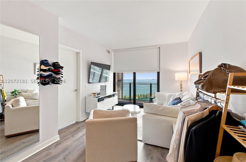 Condo for sale at Paraiso Bayviews 3504