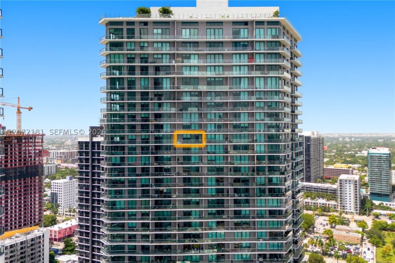 Condo for sale at Paraiso Bayviews 3504