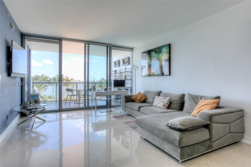 Comprar apartamento en Blue Condominium 710
