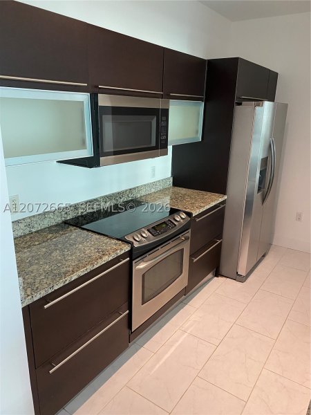 Alquiler de apartamento en The Plaza Tower I 801