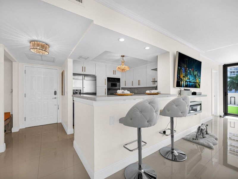 Property photo # 11