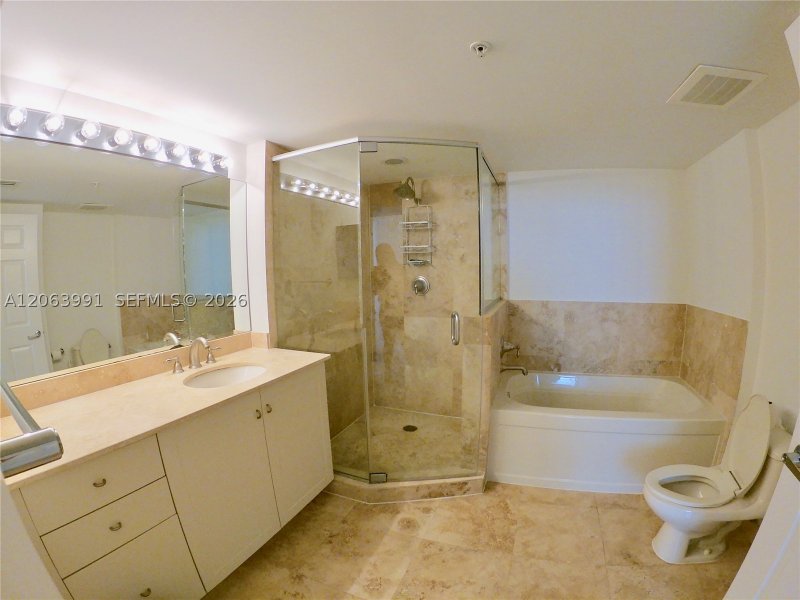Apartment for rent at Gables Marquis 1708