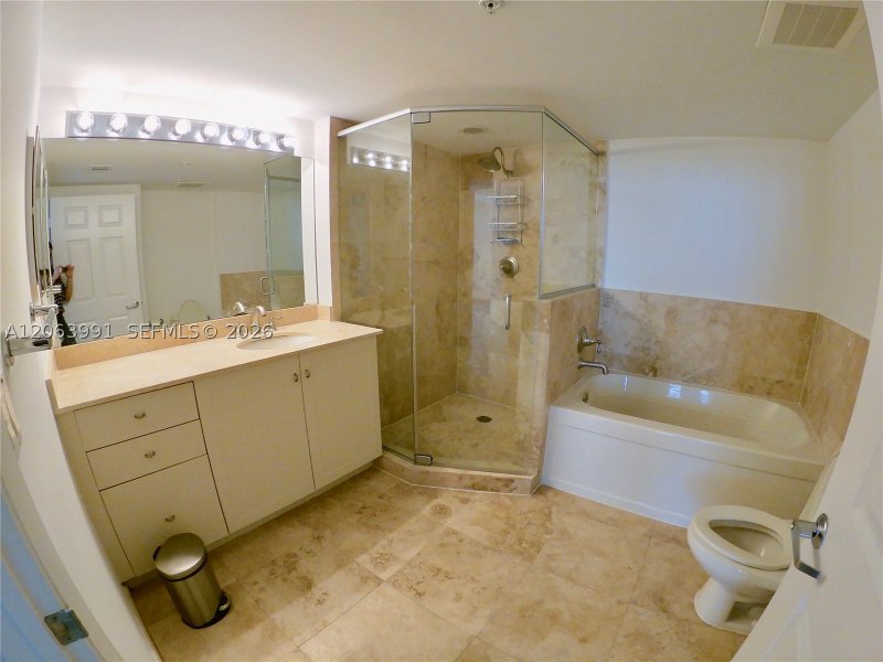 Apartment for rent at Gables Marquis 1708