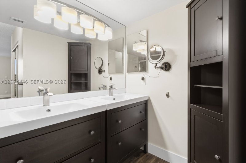 Aluguel de apartamento no Parc Central Aventura LP06