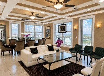 9500 Oceans Condo Apt #1507