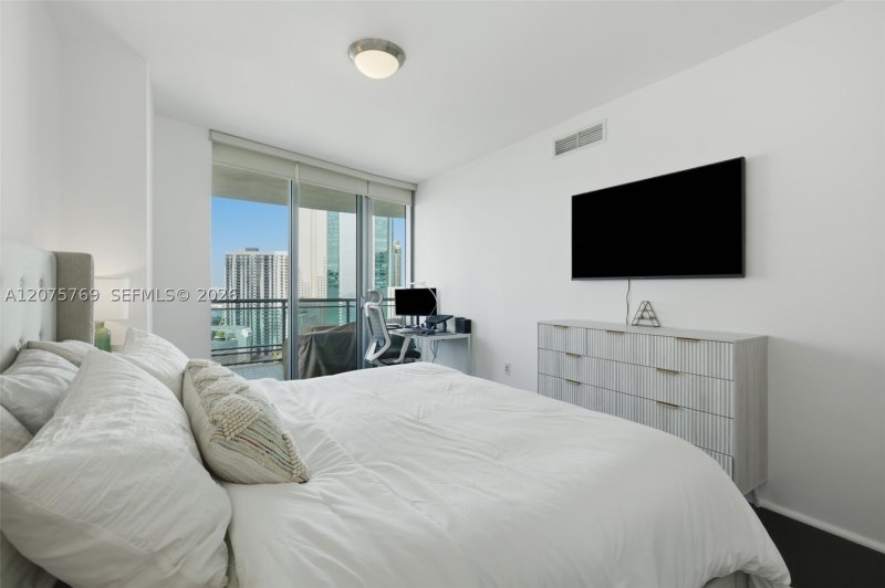 Condo for sale at Wind by Neo 2601