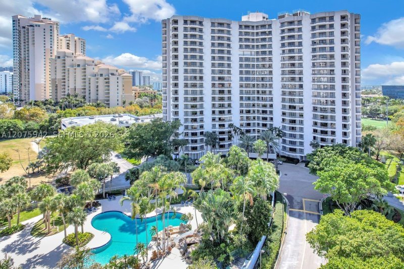 Parc Central Aventura Apt #LP03