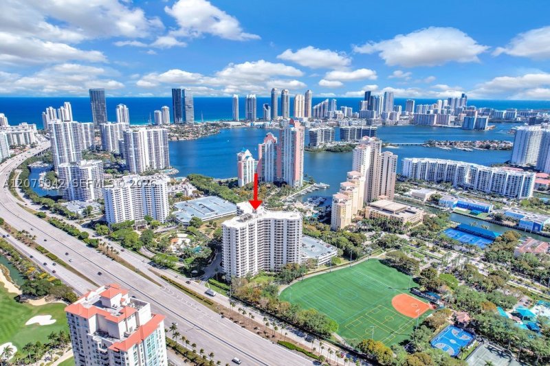 Comprar apartamento en Parc Central Aventura LP03