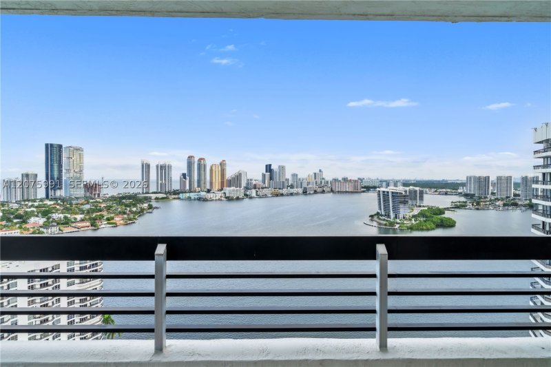 Apartment for rent at Mystic Pointe 500 3210