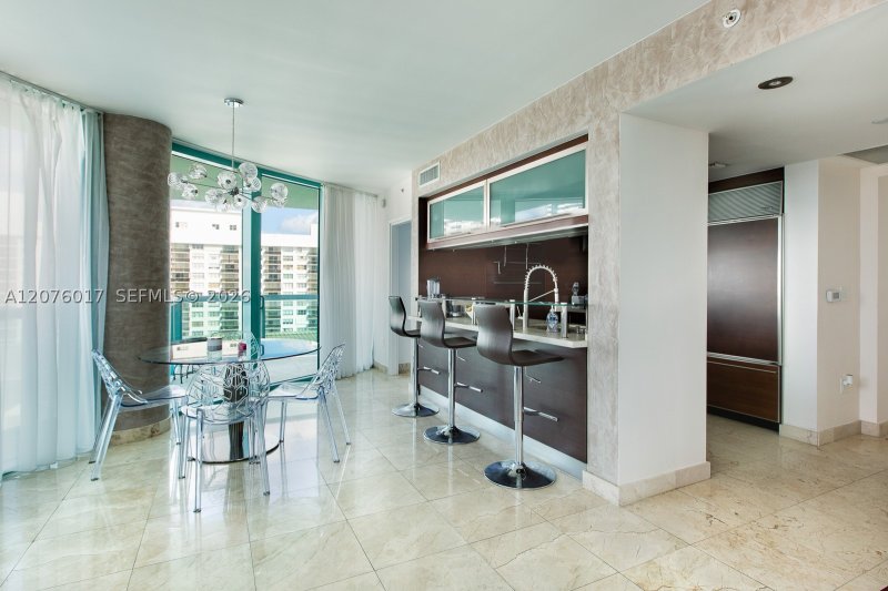 Alquiler de apartamento en 6000 Indian Creek 12B