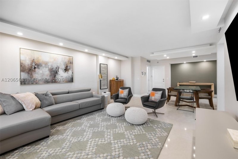 Condo for sale at The Plaza Bal Harbour 1223