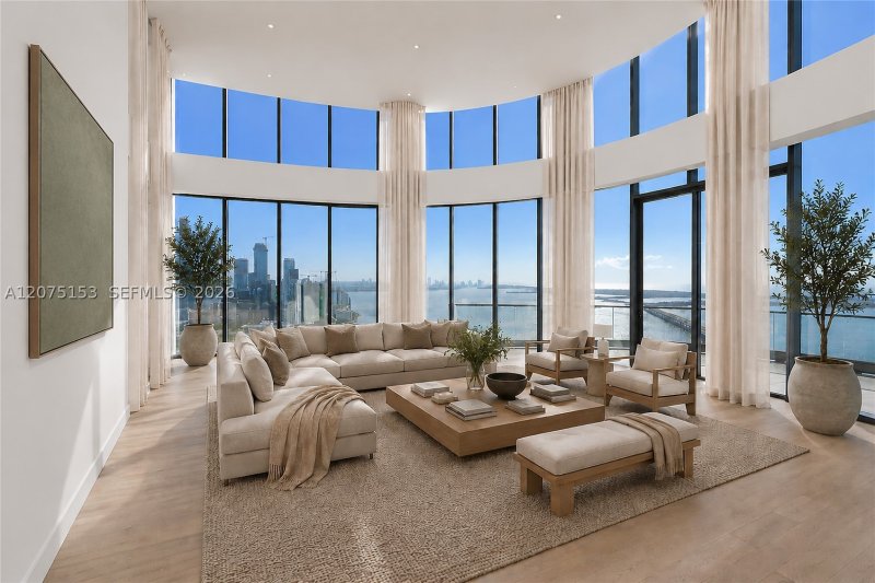 Comprar apartamento en Una Residences at Brickell UPH01