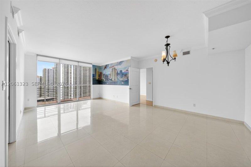 Alquiler de apartamento en One Miami East Tower 2219