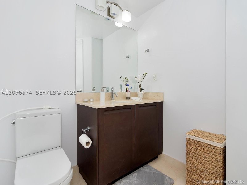 Comprar apartamento no Caribbean Breeze 3-1403