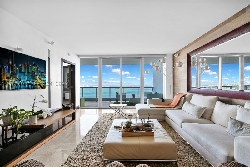 Condo for sale at Jade Brickell 3607