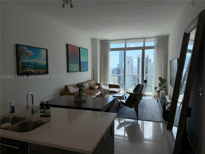 Apartment for rent at 500 Brickell West Tower 4106