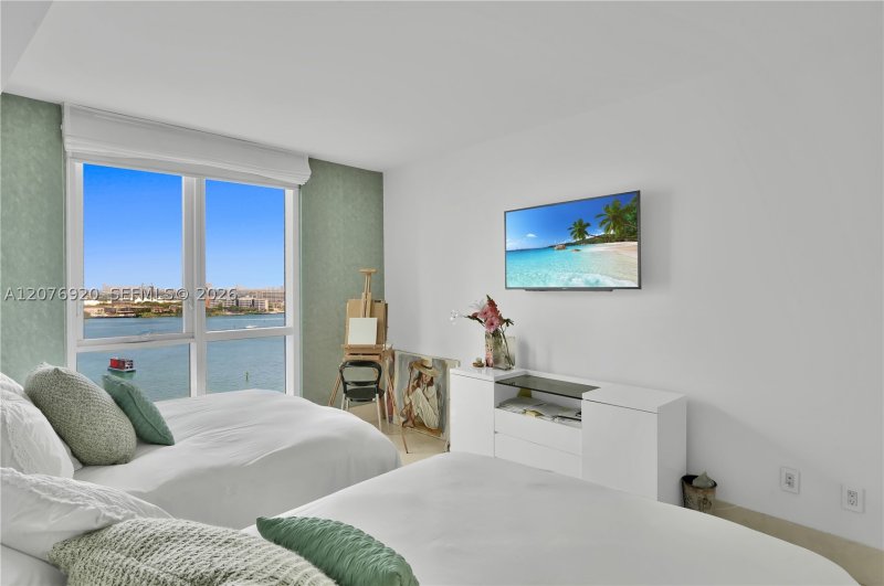 Comprar apartamento no Carbonell 1807