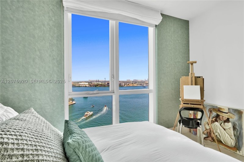 Comprar apartamento no Carbonell 1807
