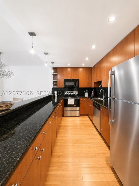 Property photo # 6
